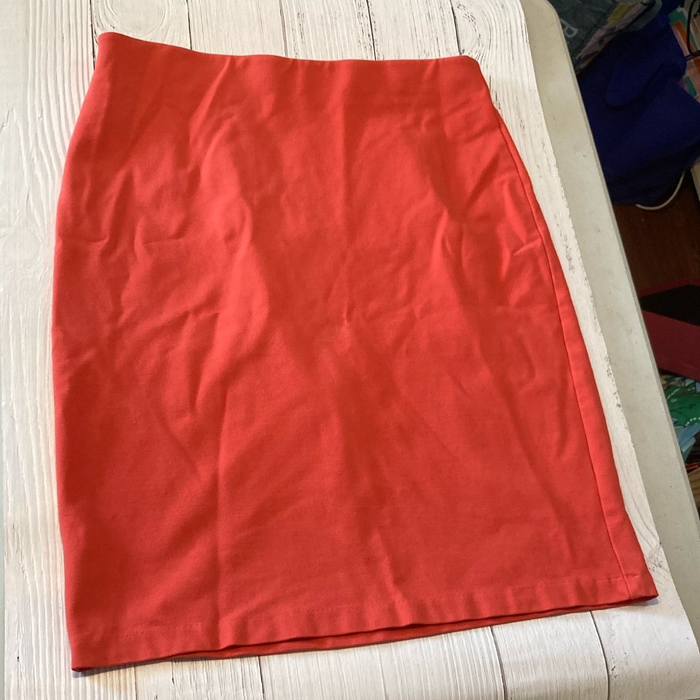 Coral “blazing red” pencil skirt - Gorgeous & Comfy - Size 12